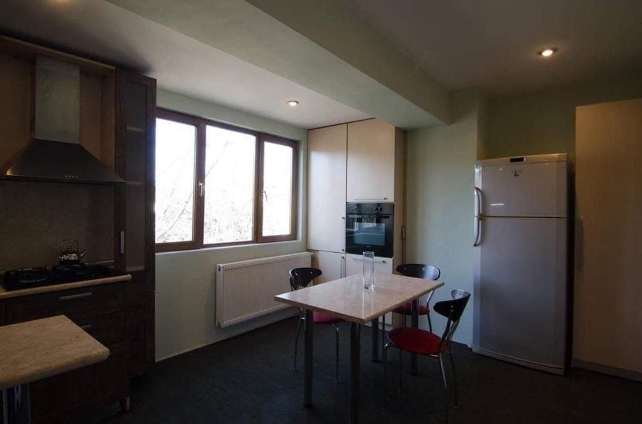 Georges Apartment Tbilisi Eksteriør billede